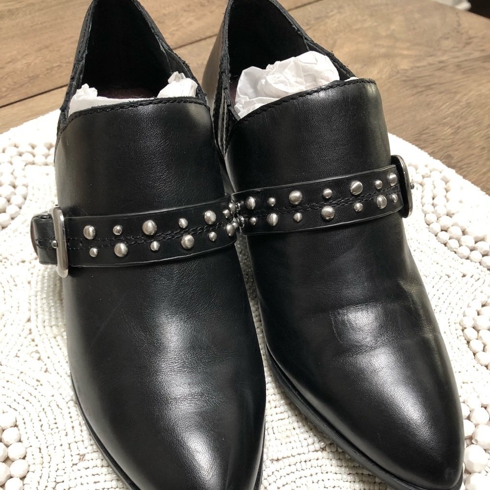 BGBGeneration Black Booties